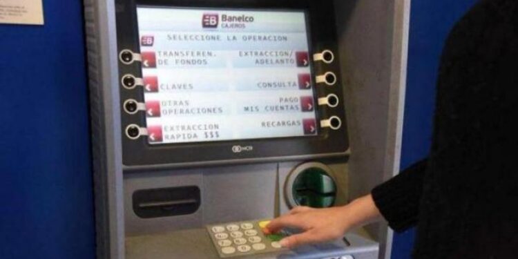 Cuándo cobran los estatales tucumanos: el Gobierno confirmó el cronograma de sueldos de abril 2026