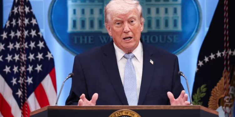 Trump extiende la tregua con Irán pero mantiene el bloqueo: crece la tensión en plena negociación