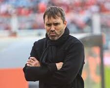 Coudet podría recibir una fuerte suspensión tras sus insultos a Falcón Pérez en la final ante Belgrano