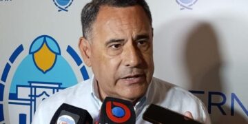 El Gobierno confirmó que el aguinaldo a estatales tucumanos se pagará en junio