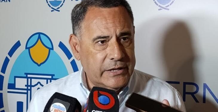 El Gobierno confirmó que el aguinaldo a estatales tucumanos se pagará en junio