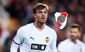 River cerca de cerrar el regreso de Lucas Beltrán: acuerdo con Fiorentina y negociación avanzada con el jugador