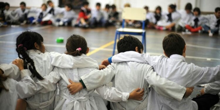 Tucumán pone en marcha el segundo semestre escolar con un amplio plan de obras en sus establecimientos