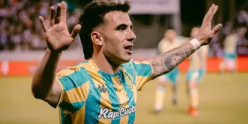 Aldosivi dio el gran golpe en Salta, goleó a River Plate y avanzó en la Copa Argentina ante el estallido de la tribuna millonaria