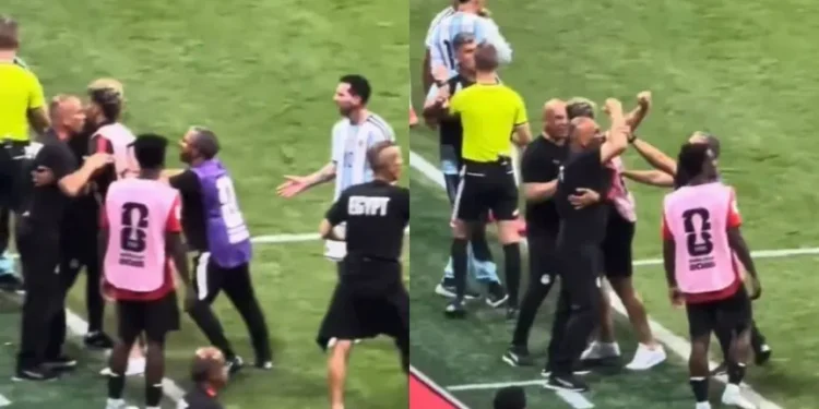 Confuso cruce entre Messi y el técnico de Egipto: hizo el gesto de denuncia por racismo