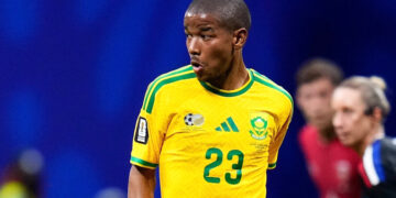 Luto en el fútbol de Sudáfrica por el fallecimiento del mundialista Jayden Adams