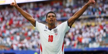 Jude Bellingham mete a Inglaterra en las semifinales de la Copa del Mundo