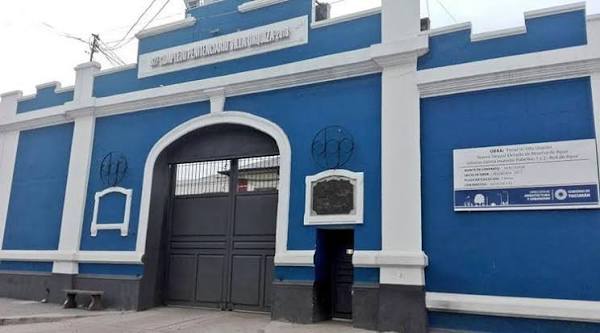 Ataque con arma casera deja a un joven gravemente herido en el penal de Villa Urquiza