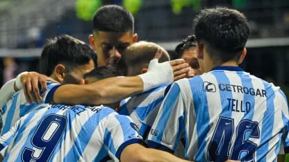 Goleada y pasaje a octavos: Racing arrancó el ciclo de Juan Pablo Vojvoda con un sólido triunfo ante Defensa y Justicia