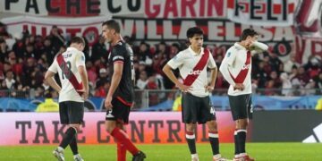 Barracas Central dio el golpe e impactó a River en Núñez