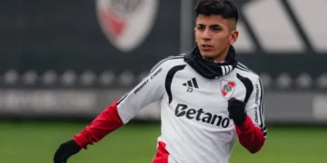 Thiago Almada se perfila como titular en el River de Coudet para enfrentar a Argentinos Juniors