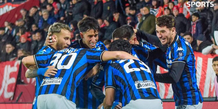 Una noche soñada para el Decano: Atlético Tucumán castigó a Independiente y selló su pasaje a cuartos