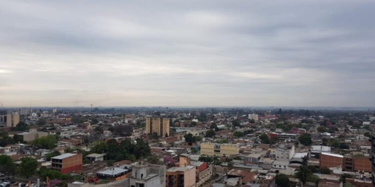 Cielo nublado y marcas térmicas suaves para arrancar el fin de semana en Tucumán