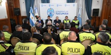 Refuerzo estratégico de la seguridad en Tucumán: los ejes de la reunión de Jaldo con las fuerzas policiales y penitenciarias