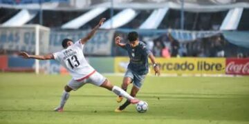 Barracas Central le dio el golpe final a Atlético Tucumán y se impuso 3-2 con un gol agónico