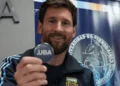 Lionel Messi recibió el doctorado honoris causa de la UBA antes de su partido despedida